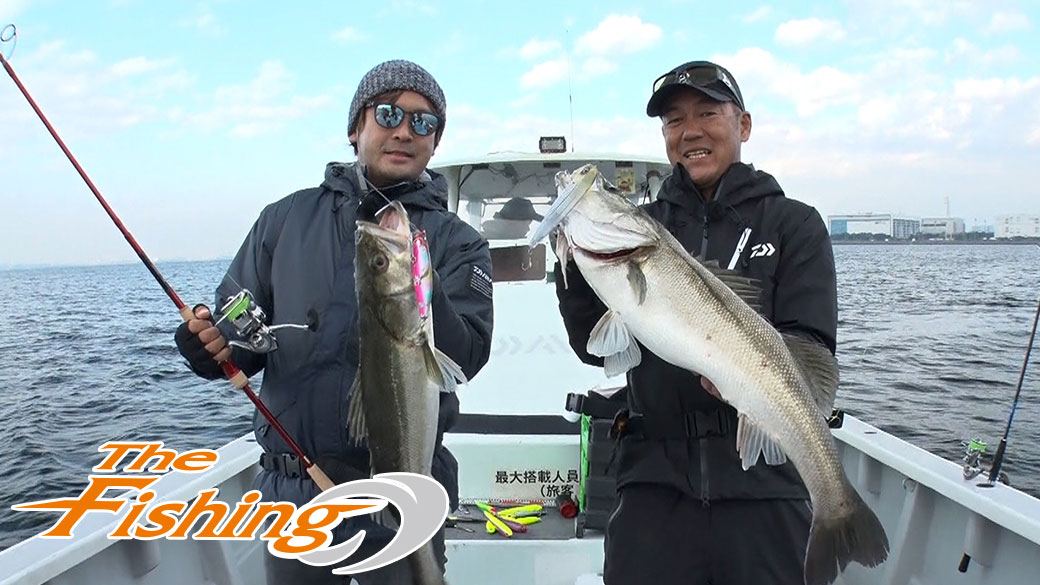 水面炸裂！ド迫力バイト！！東京湾ボートシーバスゲーム