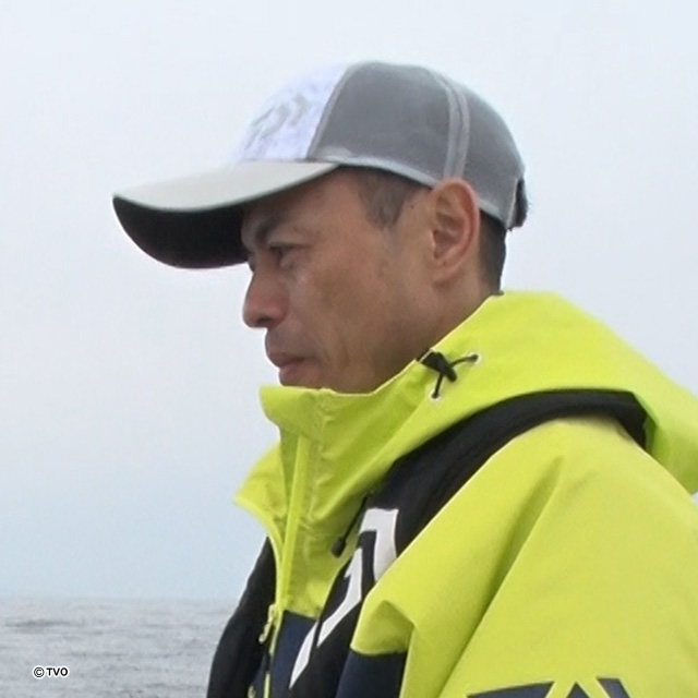 石塚　広行